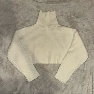 Cropped Cream ribbed turtleneck sweater